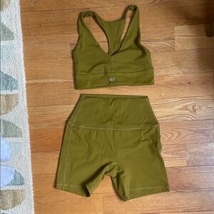 SET Active Moss Green Bike Shorts and Top